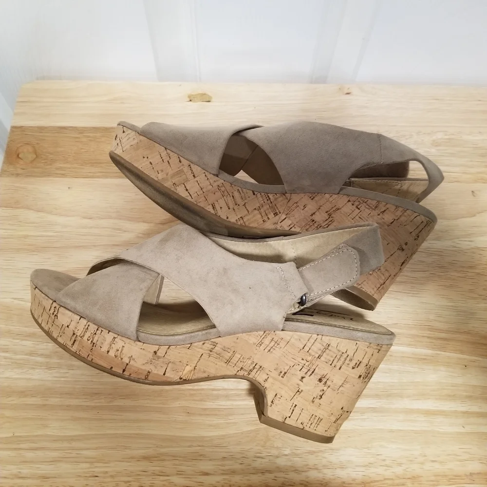 Vintage 7 Eight Wedge Heels